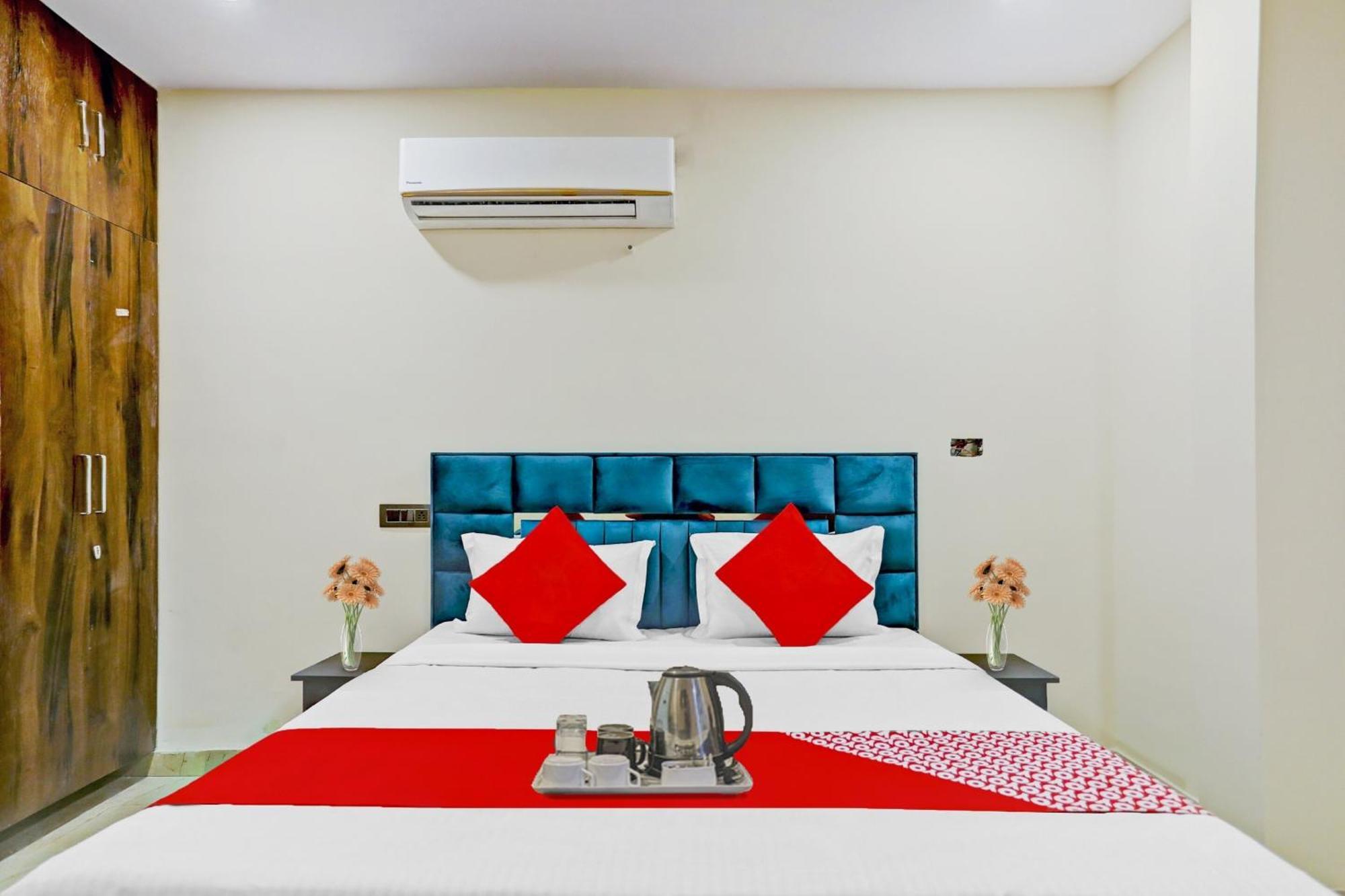 Hotel O Royal Lotus Stay Near Ip Extension Metro Station Нью-Дели Экстерьер фото